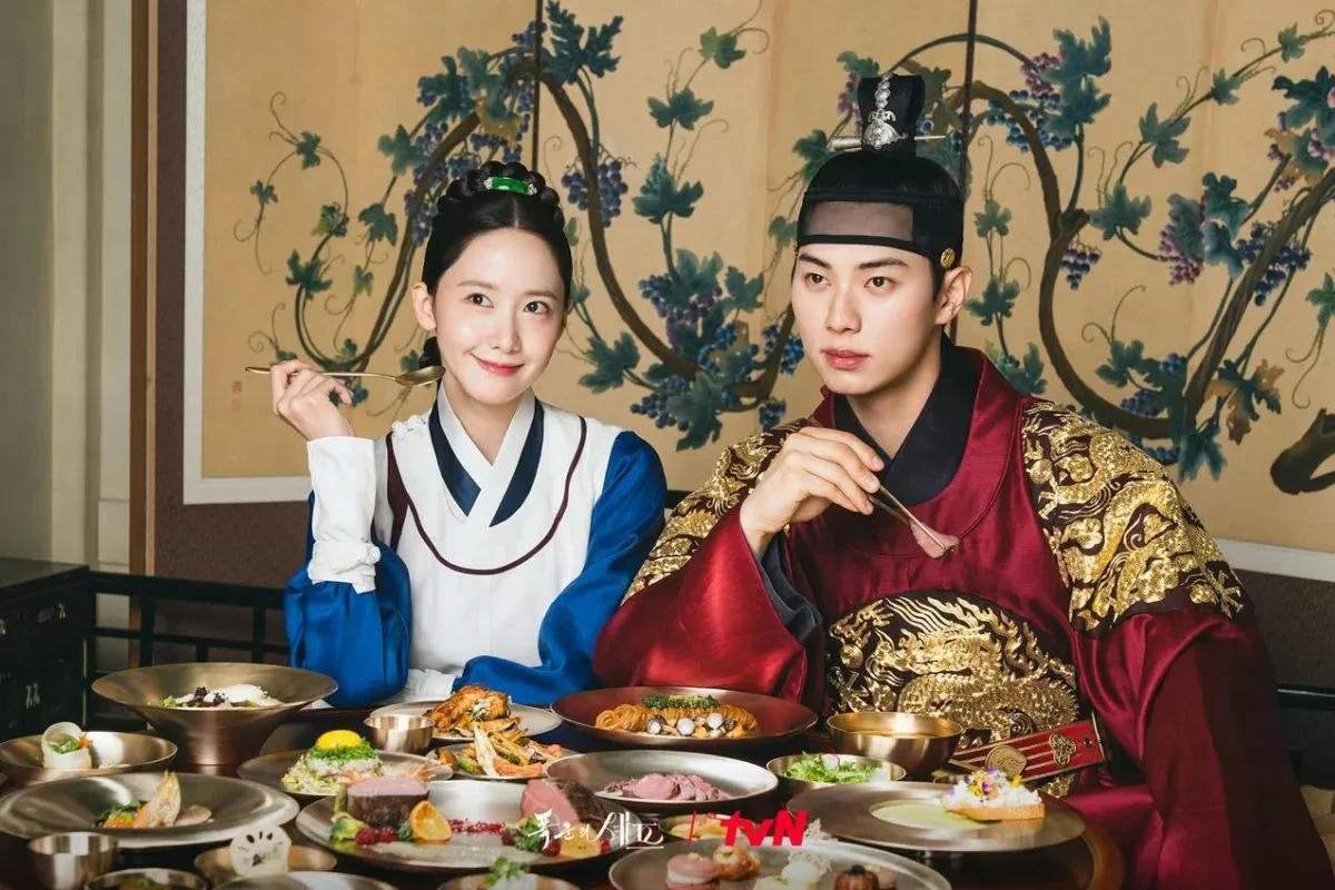 Link Streaming Bon Appetit, Your Majesty Episode 11-12: Akhirnya Terungkap Dalang Pemberontakan Joseon