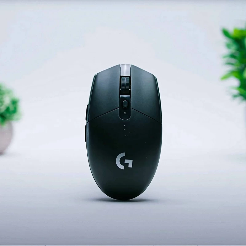 Kecepatan dan Presisi Tanpa Batas: Ulasan Mouse Gaming Logitech G304