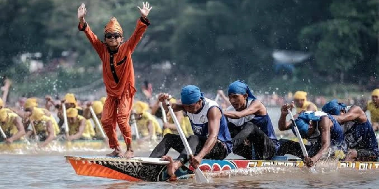 Mengenal Aura Farming dari Tren Penari Pacu Jalur yang Viral di Sosmed, Ternyata Ini Arti Sebenarnya
