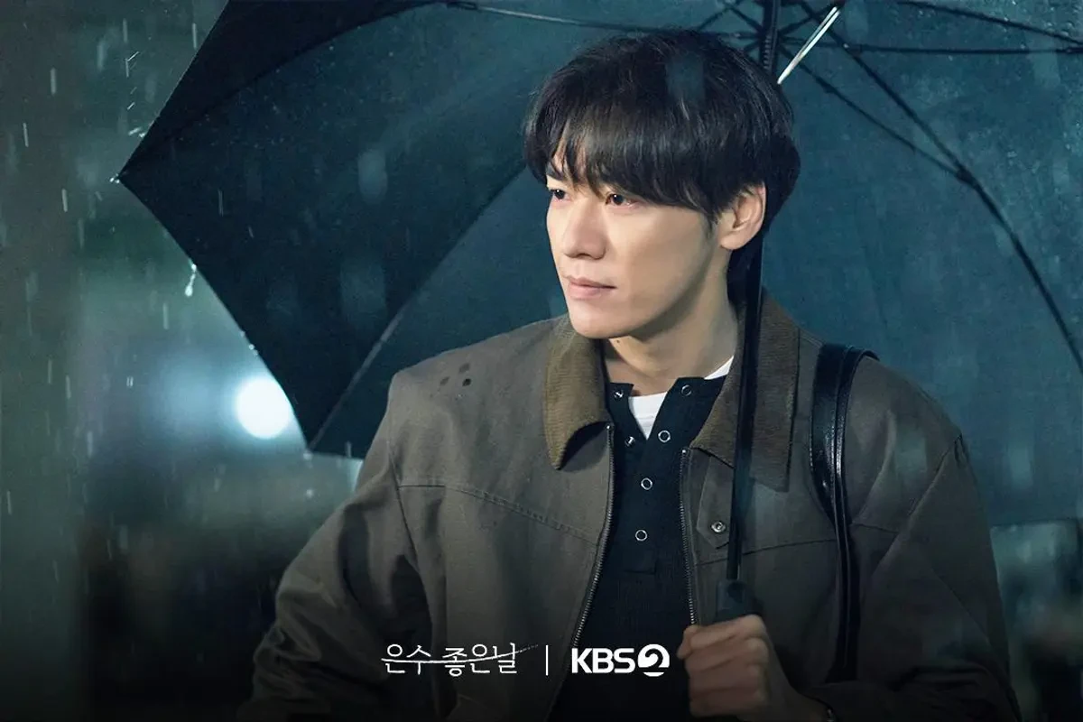 Link Streaming Walking On Thin Ice Episode 3 & 4 Sub Indo: Perburuan Detektif Jang Tae Gu Kian Intens!