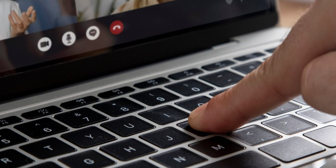 7 Langkah Mudah Mengatasi Laptop yang Tidak Ada Suara, Tanpa ke Tempat Servis