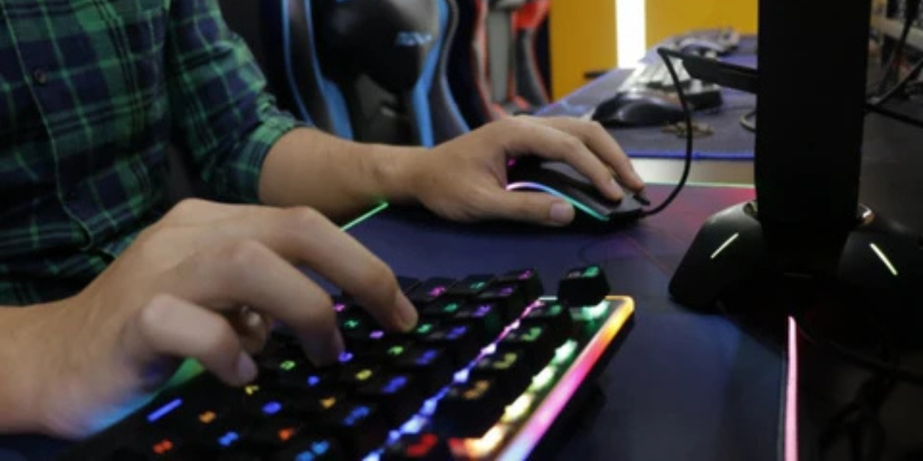 Wajib Coba! Atur Pencahayaan RGB Keyboard untuk Menghitung Cooldown Skill Game