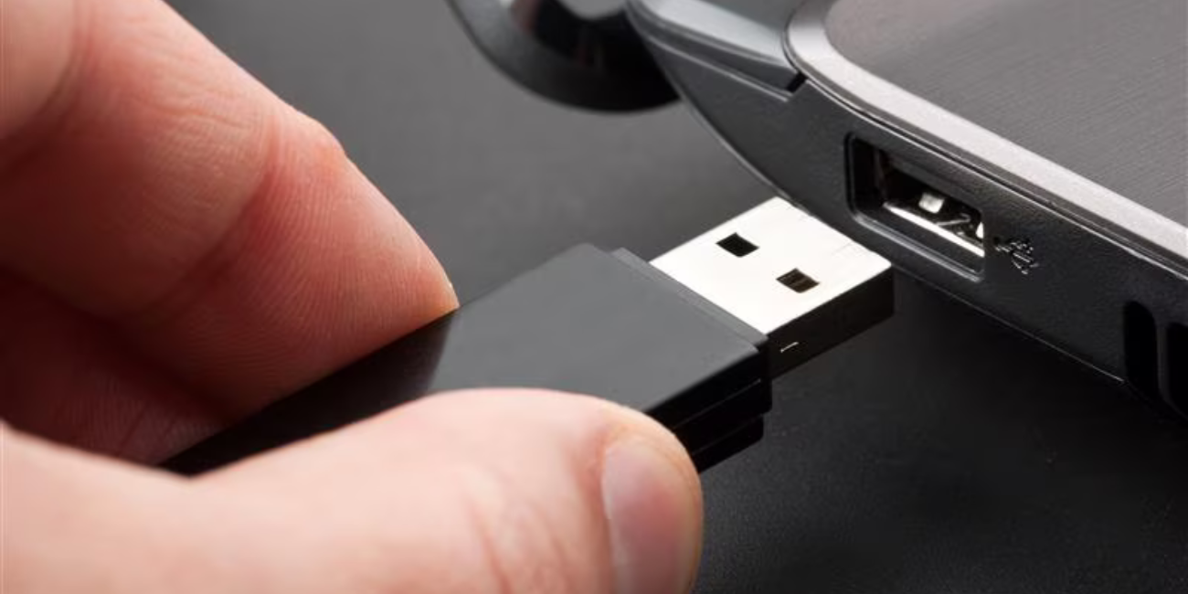 4 Cara Mudah Mengatasi Flashdisk Shortcut Tanpa ke Tempat Servis, Lengkap dengan Penyebabnya