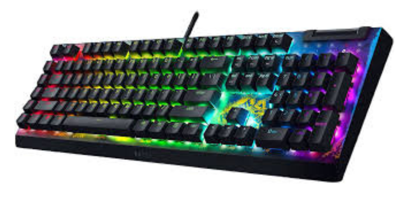 Review Razer BlackWidow V4 X Fortnite Edition: Andalkan Yellow Switch yang Cepat & Responsif